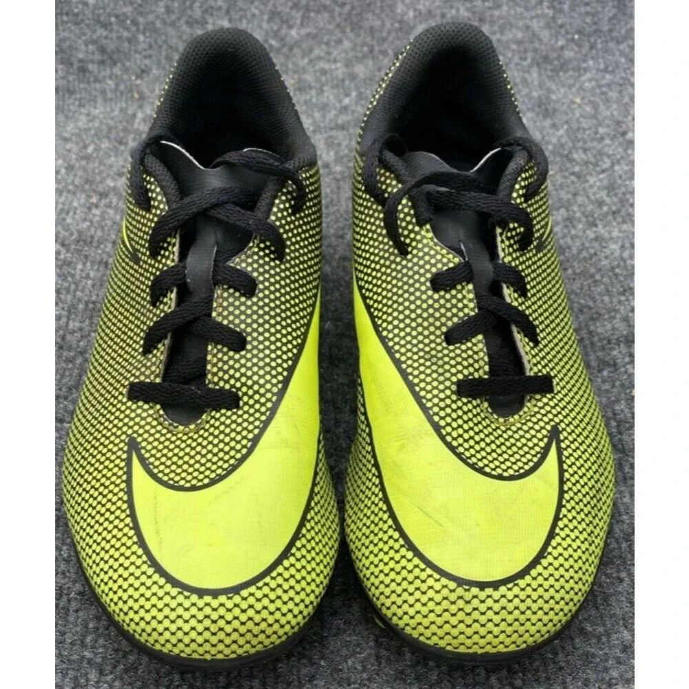 Nike Jr Bravata II FG Soccer Cleats Black Volt Yellow 844442-070 Youth 6Y